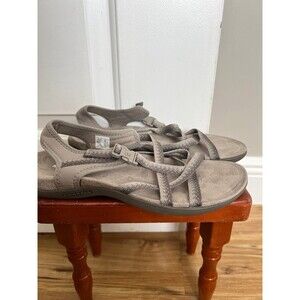 Merrell Women's District Muri Lattice sandals in the Moon color. Size 9